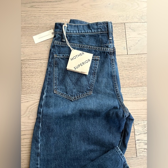 MOTHER SUPERIOR The half pipe ankle. Did you bring me anything? - Picture 4 of 5